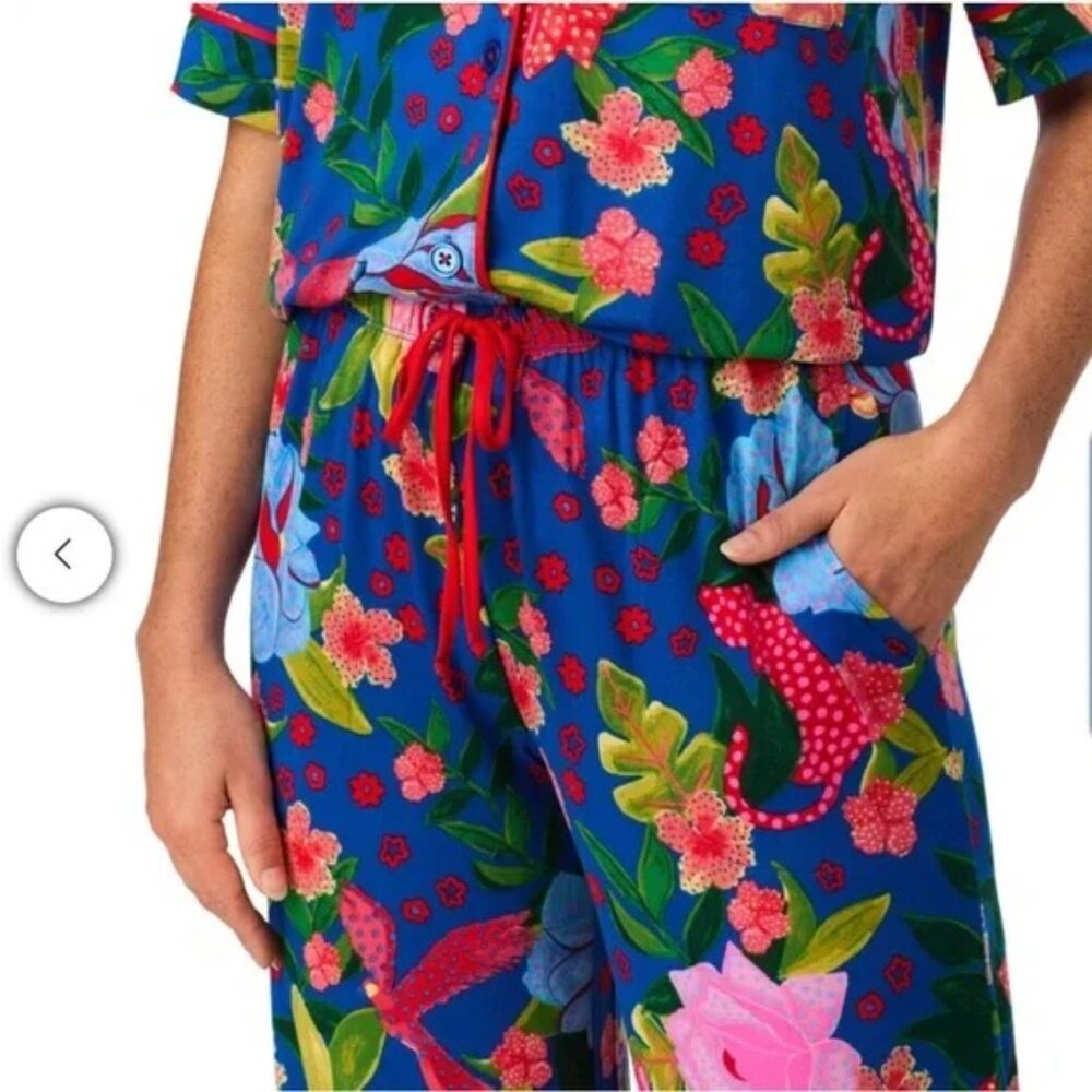 NEW Room Service Notch Collar Pajamas NWT S Short Sleeve Top Pants Blue Floral - Picture 4 of 8